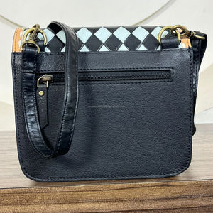 Luxury Wholesale Trending Women's Handbags Custom Fashion Hand Tooled Cow Crossbody Bag with Checkered Flap Western Style Purse - Product Image 5