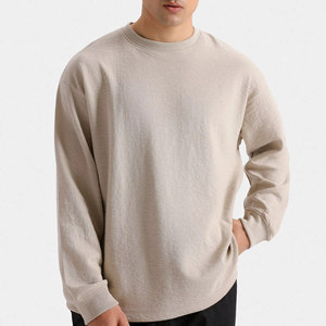 เสื้อสเวตเชิ้ตผู้ชายสไตล์มินิมอล – ดีไซน์เรียบสำหรับการพิมพ์ลายตามสั่ง - Product Image 1