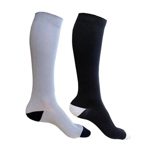 Calcetines deportivos largos hasta la rodilla de spandex/poliéster personalizados al por mayor para jóvenes, calcetines de fútbol elásticos con pantorrilla ancha, calcetines de fútbol de punto tipo crew - Product Image 5