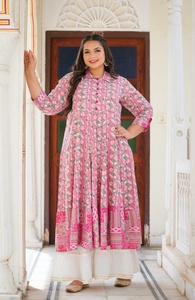 Chemise Anarkali en rayonne pour femmes grandes tailles, imprimé géométrique rose, col chemise, manches trois quarts, magnifique pour tous les jours - Product Image 2