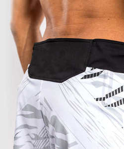 Shorts de Muay Thai et de Kickboxing personnalisables avec logo, pour la lutte et le MMA, en gros, couleurs unies : rose, violet, noir, rouge, blanc, et shorts de Muay Thai légers style gladiateur - Product Image 2