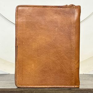 Luxury Handcrafted Cowhide Leather Portfolio <b>Binder</b> Organizer with Zipper Closure <b>Ring</b> <b>Binder</b> Writing Pad & Business Organizer - Product Image 5