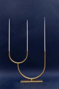 เชิงเทียนโลหะสีทองทันสมัย 3 แขน ทรงตัวยู สไตล์นอร์ดิก สำหรับเทียนแท่ง  ฐานวางเทียนทองเหลืองหรูหรา ของตกแต่งโต๊ะงานแต่งงาน - Product Image 6