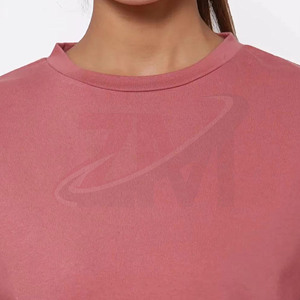 Camiseta de cuello redondo oversize para mujer, estilo streetwear, de marca personalizada, color liso, hombros caídos, manga media, tejido de punto, ajuste holgado, para todas las estaciones. - Product Image 4