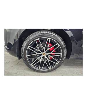 Porsche Macan 2.9 S 2023 con Volante a la Izquierda, 20,552 km, Asientos de Cuero - Product Image 5