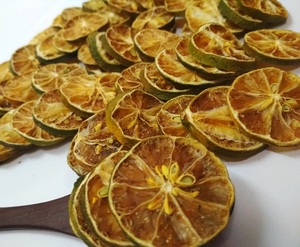 Vietnam <b>Dried</b> <b>Lime</b> Slices Natural Fruit Garnish for Cocktail Tea and Bakery Decoration Export - Product Image 1