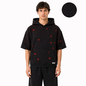 Sweat à capuche ample et scintillant rouge entièrement orné de strass, à manches courtes, en coton épais, style streetwear, fabrication sur mesure - Product Image 1
