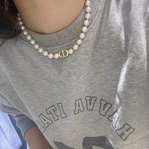 Collier luxueux en argent S925 avec boucle, perle d'eau douce ronde de 10-12 mm, blanc frais et lumineux avec des défauts subtils, noble et luxueux - Product Image 2