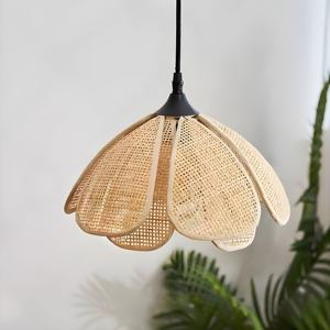 Venta al por mayor habitación de niños lámparas de techo de ratán forma de flor lámpara colgante mejor precio luces de noche para el dormitorio de los niños - Product Image 3