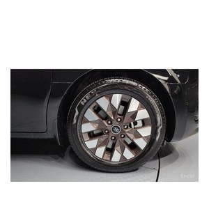 Hyundai Staria 4WD Lounge de 7 Plazas, Modelo Noviembre 2023, 43,306 km, Emisión Euro V, Diésel, Caja de Cambios Automática, Asientos de Cuero Traseros - Product Image 5