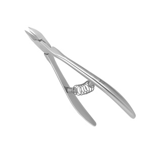 EXPERT 91 Staleks Pro Coupe-cuticules 3 mm, pointe extra-affûtée, outil pour enlever les peaux mortes des ongles, acier inoxydable allemand, coupe-ongles - Product Image 3