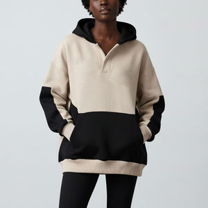 Sudadera con Capucha Extra Grande Personalizada para Mujer, Color Crema y Negro, con Bloques de Color en la Parte Delantera, Bolsillos con Logotipo, Prenda de Otoño, Manga Larga, Tejido de Algodón - Product Image 5