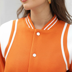 Nouvelle conception de veste universitaire décontractée pour femmes, vente en gros de vêtements d'hiver, vestes universitaires lourdes pour femmes en vente en ligne - Product Image 6