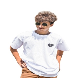 T-shirt à col rond pour hommes Streetwear vente en gros 100% coton dans différentes méthodes d'impression et matériaux en stock à vendre - Product Image 1