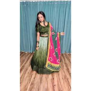 Vestido de noche de diseño hermoso Lehenga Choli con Dupatta para fiestas - Product Image 5