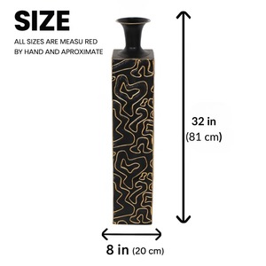 Jarrón alto negro con detalles dorados, jarrón de metal para suelo, pieza decorativa para la esquina de la sala de estar y decoración del hogar, acento de lujo. - Product Image 2