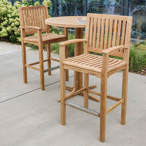 Chaise de bar d'extérieur en teck massif moderne, design minimaliste et durable, fabricant de meubles pour patio et centres de villégiature. - Product Image 2