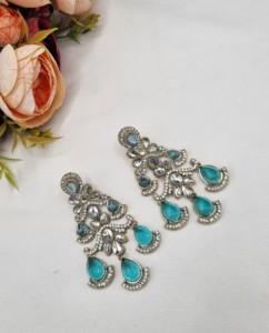 Pendientes elegantes al por mayor con circonita cúbica en forma de lágrima, pendientes de diseñador, joyería étnica india, pendientes para fiestas para mujeres - Product Image 2