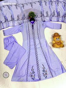 Proveedor de la India de conjuntos de Kurti de muselina y algodón de diseño de primera calidad con bordados, con pantalón y dupatta. - Product Image 6