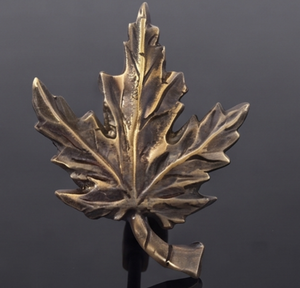 Handmade Palm Leaf Design <b>Curtain</b> Wall Brass <b>Hook</b> <b>With</b> Modern Design Perfect For Home Decor And Elegant Storage Solutions - Product Image 2