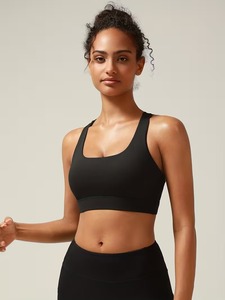Bralette de sport à bretelles spaghetti Plunge |   Débardeur court côtelé sans coutures pour la gym |   Vêtements de sport rembourrés et antichoc pour femmes - Product Image 1