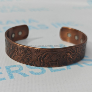 Brazalete de Cobre Grabado con Elefante, Joyería Terapéutica con Triple Imán para Bienestar Espiritual, Conexión a Tierra y Gestión del Estrés - Product Image 1