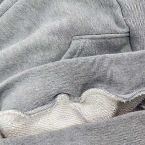 Sudadera con Capucha Estilo Urbano con Estampado Gráfico - Algodón Suave, Ideal para Patinetas, Universidad, Viajes, Admite Personalización y Venta al por Mayor - Product Image 6