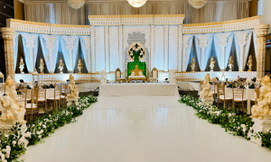 Mandap de mariage style Rajwada Bollywood avec scène intégrée, dôme indien traditionnel sculpté en fibre de verre, détachable, doré, taille personnalisable - Product Image 5