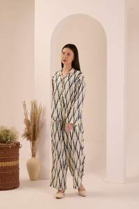 Conjunto de Pijama para Mujer, 100% Algodón, Estampado de Corazones Rosados, Suave, Transpirable, de Secado Rápido, ODM, Informal, para Otoño, Verano y Primavera - Product Image 2