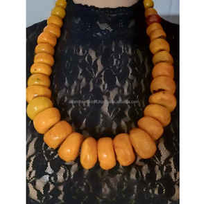 Collier en perles de résine artisanal de luxe sur mesure, de haute qualité, poli, magnifique, en résine d'angle, pour femmes - Product Image 1