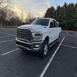 Camioneta Doble Cabina DODGE Ram 3500 2025 de Lujo, Premium, Certificada y Usada - Product Image 4