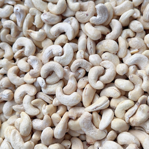 เม็ดมะม่วงหิมพานต์คุณภาพพรีเมียม ผ่านการแปรรูปมาตรฐาน ISO, HACCP เม็ดมะม่วงหิมพานต์ซานติโก - Product Image 1