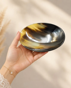 Bol décoratif en corne de buffle pour table à manger par B H Brothers - Product Image 2