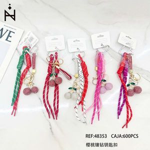 Colección de Broches de Moda LLAVORO con Diamantes Incrustados en Forma de Cereza - Product Image 1