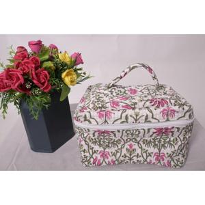 Bolsa de Maquillaje Portátil Grande con Cierre, Acolchada, de Algodón con Diseño Floral Boho, Bolsa de Viaje para Cosméticos, Organizador, Regalo para Ella - Product Image 3