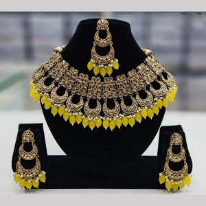 Parure de bijoux en plaqué or, collier de perles et de pierres de cristal - Product Image 1