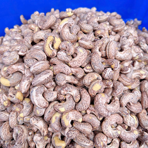 Vietnam Trusted Supplier SANTIGO Brand Cashew <b>Nut</b> <b>Kernels</b> WW320 Vacuum Packed 2 Year Shelf Life Wholesale Exported Asia Model - Product Image 1