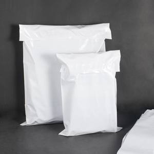 Enveloppes d'expédition en gros à bas prix, sacs personnalisés pour vêtements, sacs d'expédition blancs imperméables pour boîtes à chaussures - Product Image 4