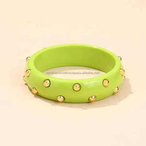 Élégant bracelet en résine classique SAMI HANDICRAFTS avec perle-décoration colorée certifiée IGI et cadeau de vacances spécial pour femme - Product Image 5