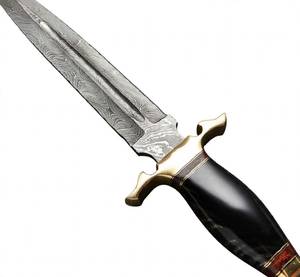 Cuchillo decorativo de acero de Damasco con mango de cuerno oscuro, diseño ornamental, doble guardado, mango fijo de precisión - Product Image 4