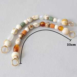 Sangle de téléphone en perles de résine, accessoire de mode fait main, chaîne pour femme, bracelet porte-clés rond bleu B.H CRAFTS - Product Image 3