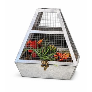 กระถางปลูกต้นไม้รูปทรงปิรามิดแบบมีล็อค  กระถางสวนสไตล์เรสติกสำหรับปลูกสมุนไพร  ตกแต่งระเบียงด้วยต้นไม้สีเขียว  ทำจากโลหะชุบสังกะสีที่ทนทาน - Product Image 1
