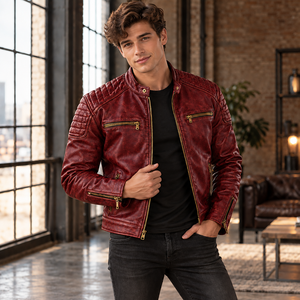 Blouson de moto en cuir véritable bordeaux pour homme avec texture gaufrée, empiècements matelassés et détails de fermeture éclair dorée - Product Image 4