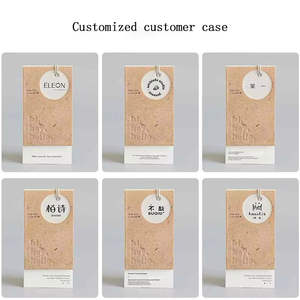 Etiquetas Colgantes de Papel Personalizadas Premium con Lámina de Bronce Negro, Etiquetas de Lujo para Ropa - Product Image 3