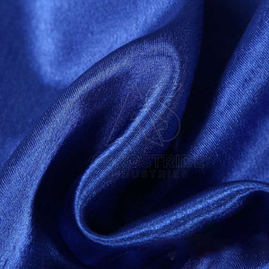 Oferta Especial: Batas de Boxeo de Poliéster de Alta Calidad - Ecológicas y Duraderas, Ajuste Holgado para Adultos, Talla y Diseño Personalizables - Product Image 6
