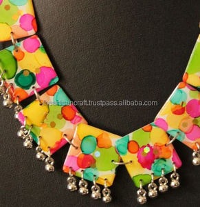 Multi-Color Resin Necklace Set Customized Color Floral Pattern Polished Finish Fashion Jewelry Embellished Ghungroo <b>Beads</b> - Product Image 5