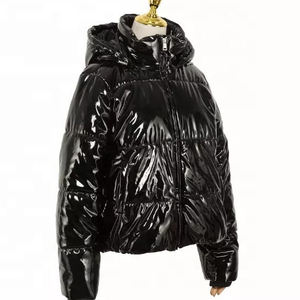 เสื้อแจ็คเก็ตพัฟเฟอร์คุณภาพสูง ขายส่ง รับทำโลโก้ ผ้าไนลอน ระบายอากาศได้ดี ไซส์ใหญ่ เสื้อแจ็คเก็ตขนเป็ดสำหรับฤดูหนาวกลางแจ้ง สำหรับผู้หญิง - Product Image 3