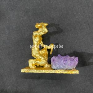 รูปปั้นคนขุดทองเคลือบทองพร้อมคริสตัลอเมทิสต์ธรรมชาติ ประดับตกแต่งบ้านและสำนักงาน - Product Image 5
