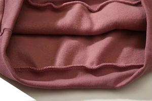 เสื้อฮู้ดไหมพรมสีชมพูทรงโอเวอร์ไซส์ ผ้าฝ้าย 100% สวมใส่สบายได้ทั้งชายและหญิง เหมาะสำหรับฤดูหนาว ผ้าไม่เป็นขุย น้ำหนัก 370 กรัม ทรงบ็อกซี่ - Product Image 4