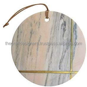 Planche à découper en marbre pour une utilisation polyvalente en cuisine, adaptée à la découpe, au hachage et au service des aliments - Product Image 4